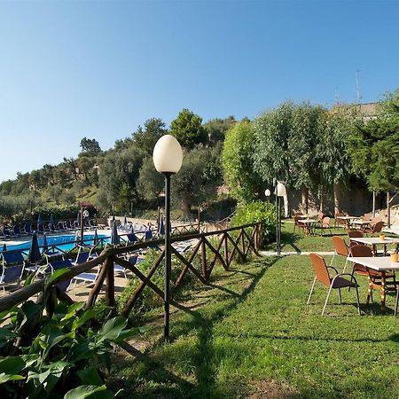 Freedom Holiday Residence Massa Lubrense Bagian luar foto