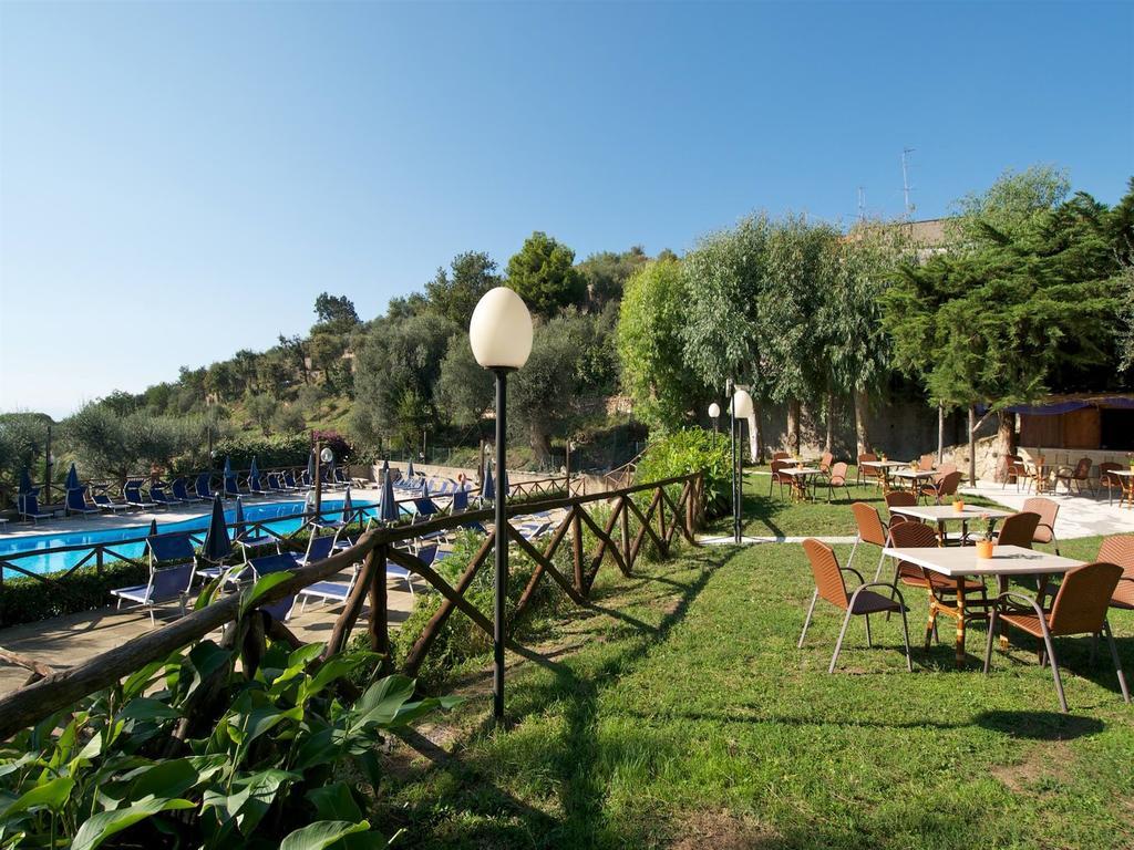 Freedom Holiday Residence Massa Lubrense Bagian luar foto