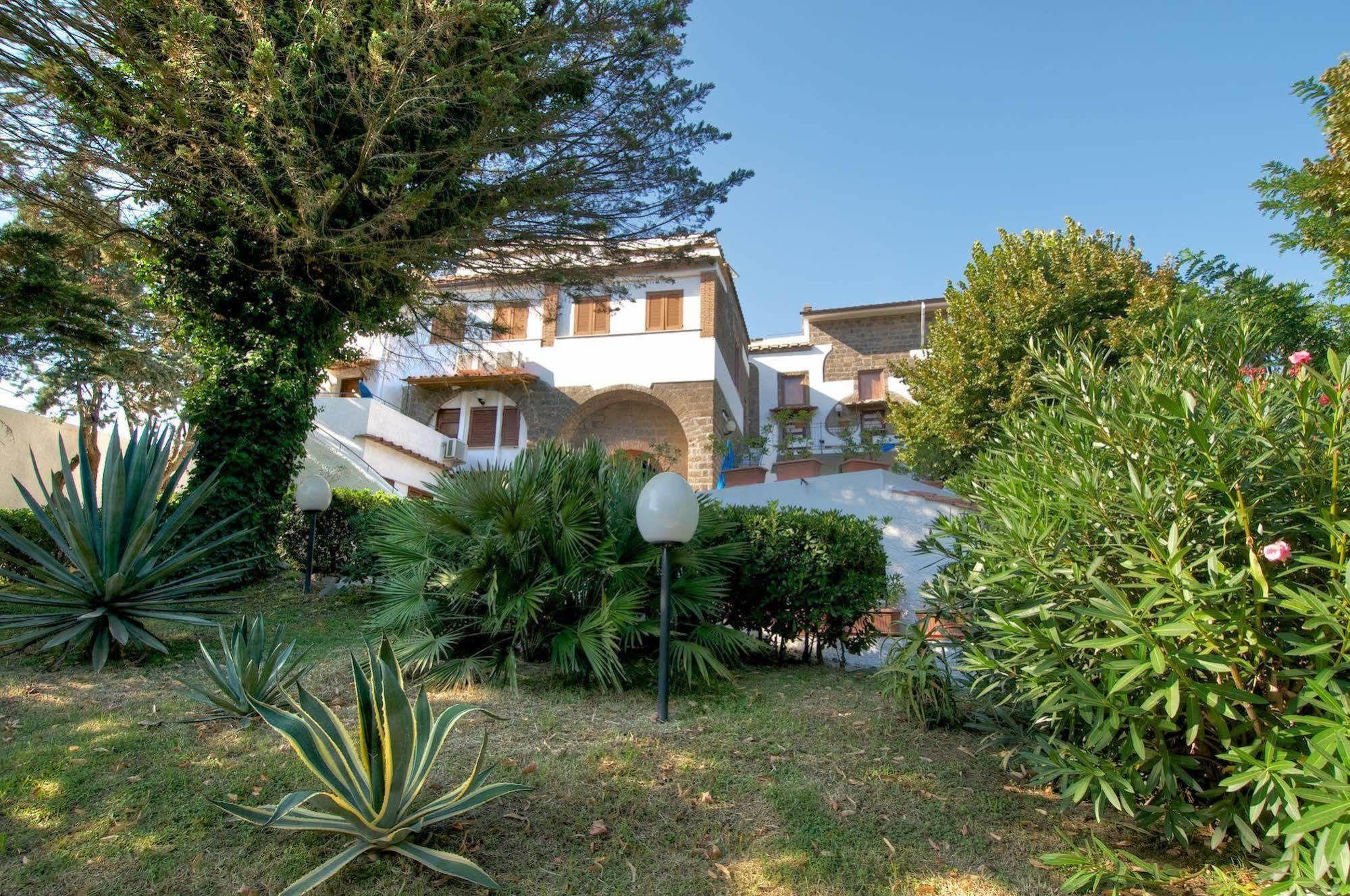 Freedom Holiday Residence Massa Lubrense Bagian luar foto
